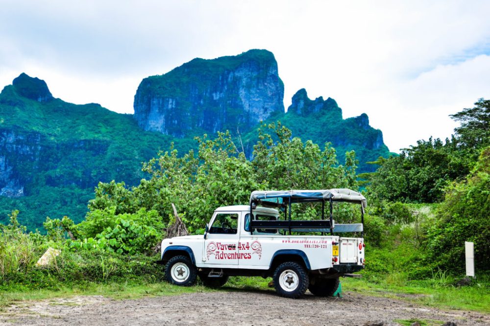 One of our comfortable 4×4 land rovers
