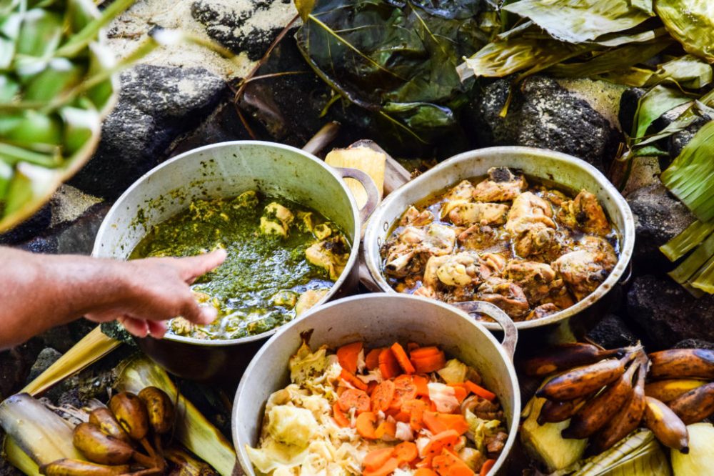 Spinach, chicken, bananas and other vegetables